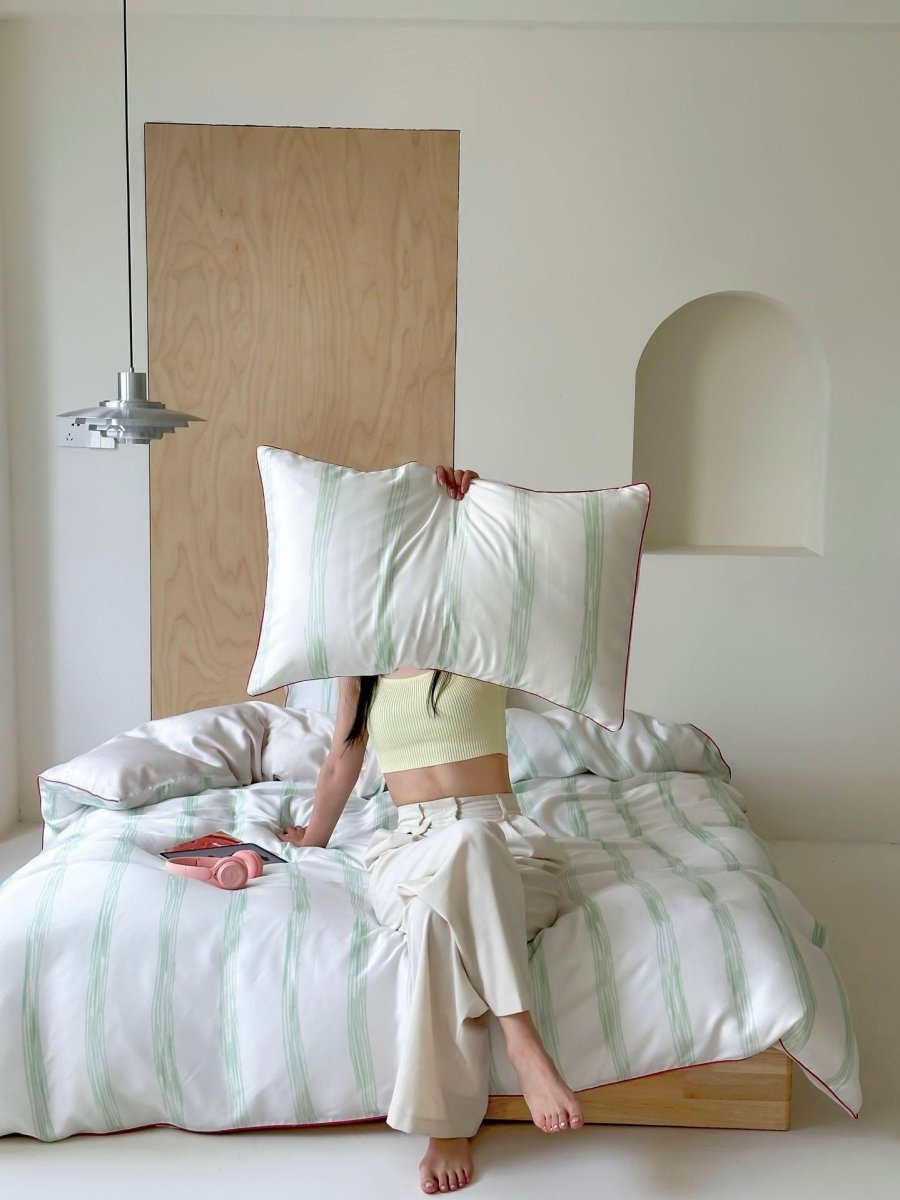 Elegantes Bettwäscheset aus Tencel Lyocell mit Seidenglatten Pastellstreifen – Queen-Size